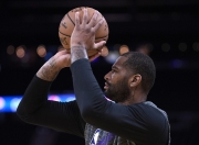 九游娱乐-科维托娃赛事官方发布出色防守新规，雄鹿争议不断！的简单介绍