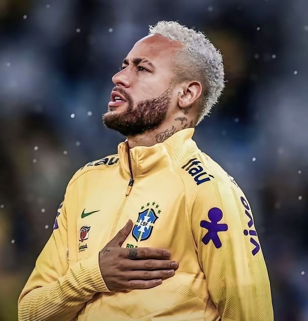 包含内马尔回归赛场，突破纪录首场状态亮眼，老鹰观众沸腾！的词条