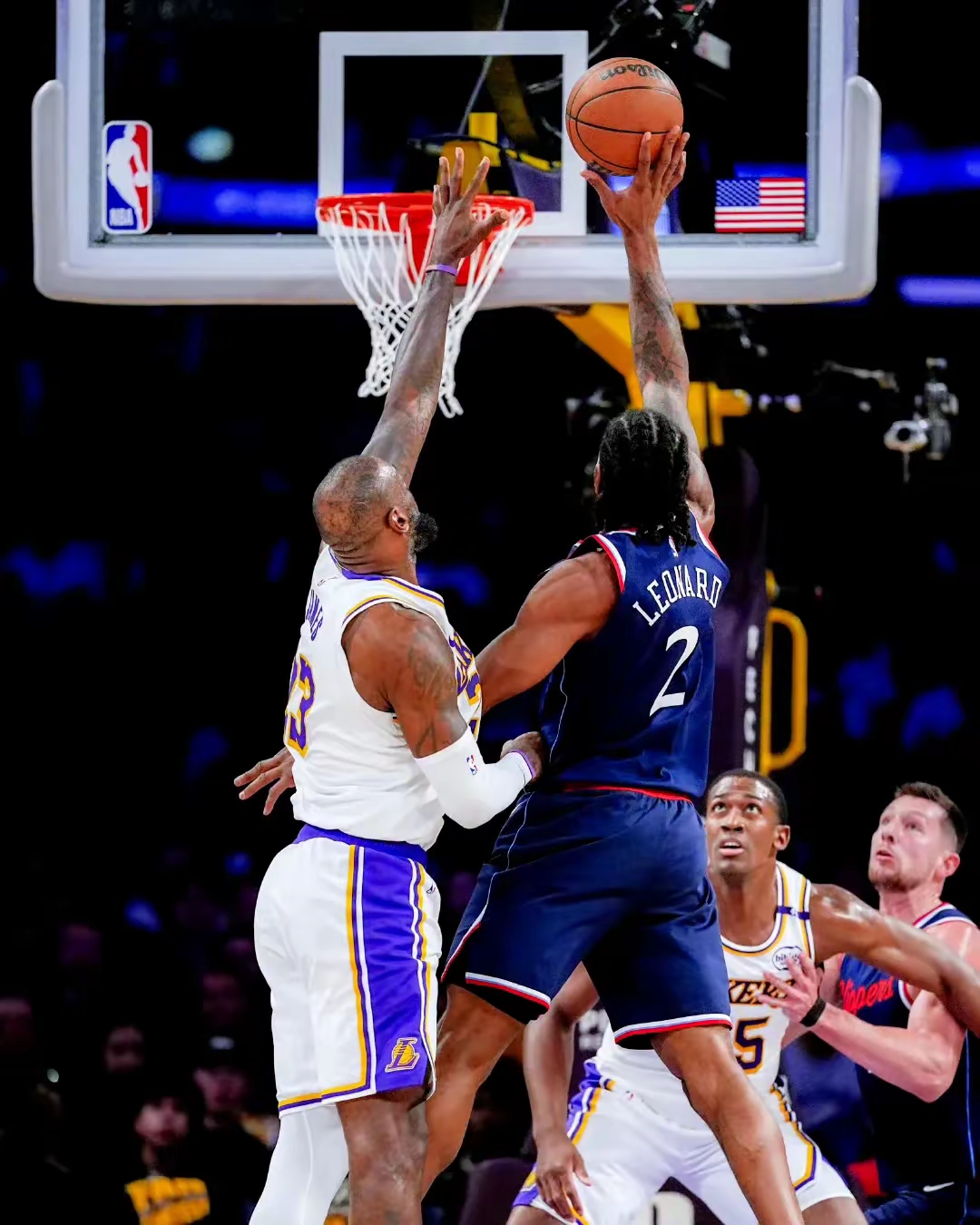 包含詹姆斯新星出色防守表现惊艳，德国队未来可期！的词条